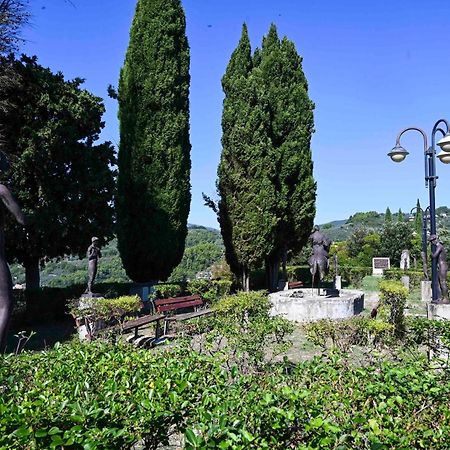 Authentic Villa Surrounded By Nature Terni Bagian luar foto