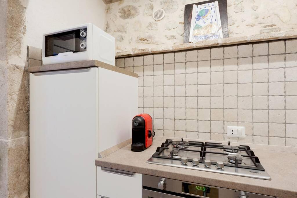 Authentic Villa Surrounded By Nature Terni Bagian luar foto
