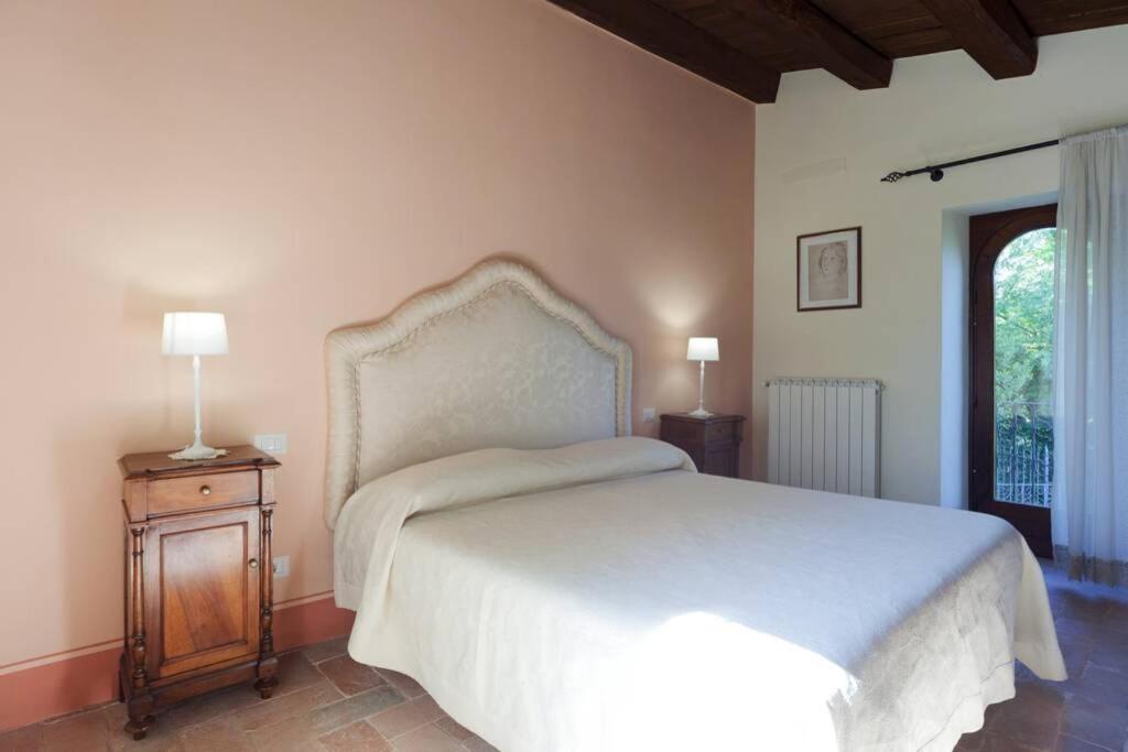 Authentic Villa Surrounded By Nature Terni Bagian luar foto